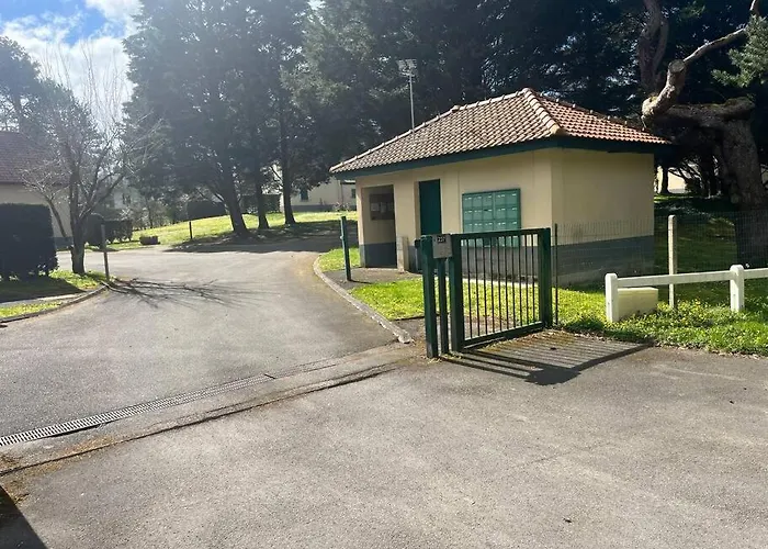 Embruns Nouveau Cottage Dans Une Residence Arboree